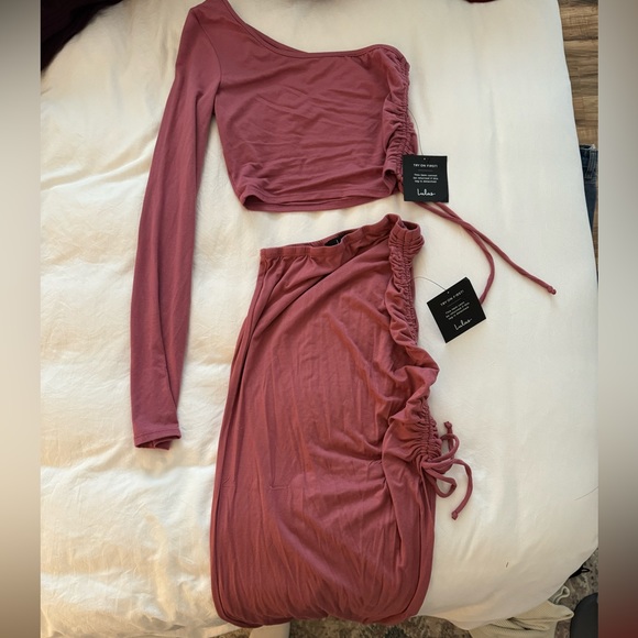 Lulus matching skirt set size small - Picture 2 of 2